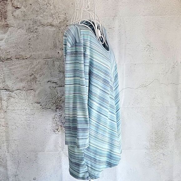Christopher & Banks Striped Blue Women's Top Size PL - Picture 5 of 11